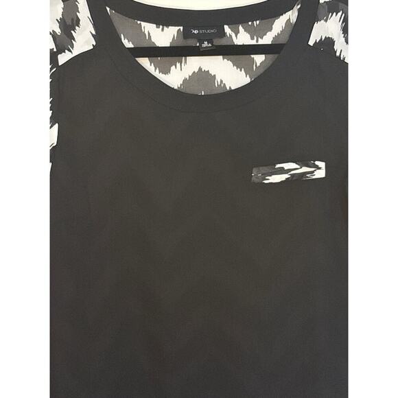 AB Studio NWT Geometric Print Back Blouse, Size M Long Sleeve Tab - Picture 4 of 7